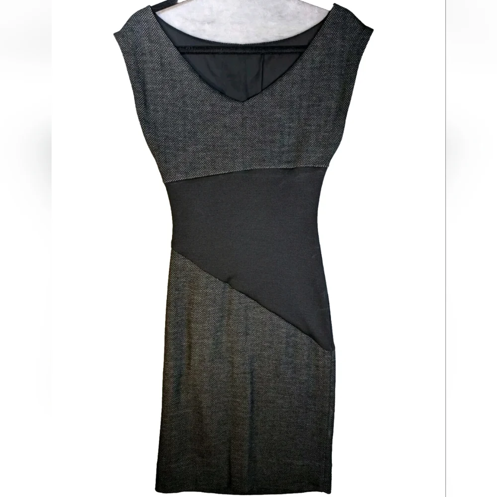DvF Tweed Boatneck Ruched Dress - Picture 8 of 8